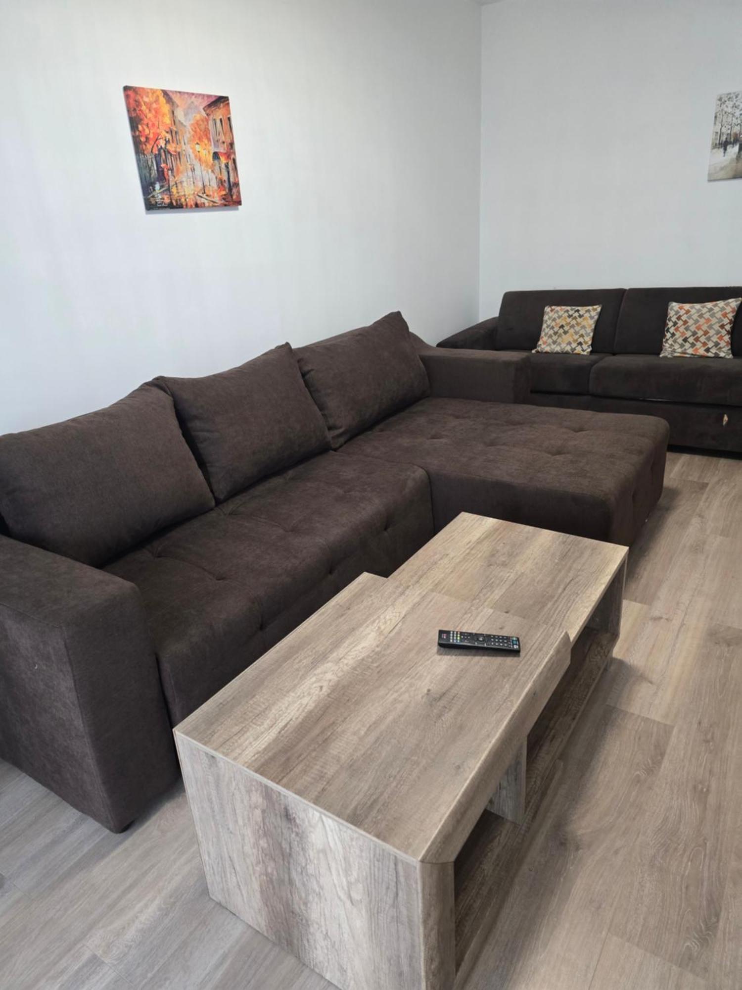 Kasper Coresi Mall - Rise Private Apartments & Suites Braşov Esterno foto